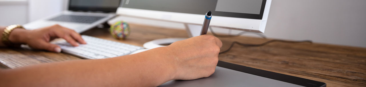 Symbolbild Arbeiten mit Photoshop